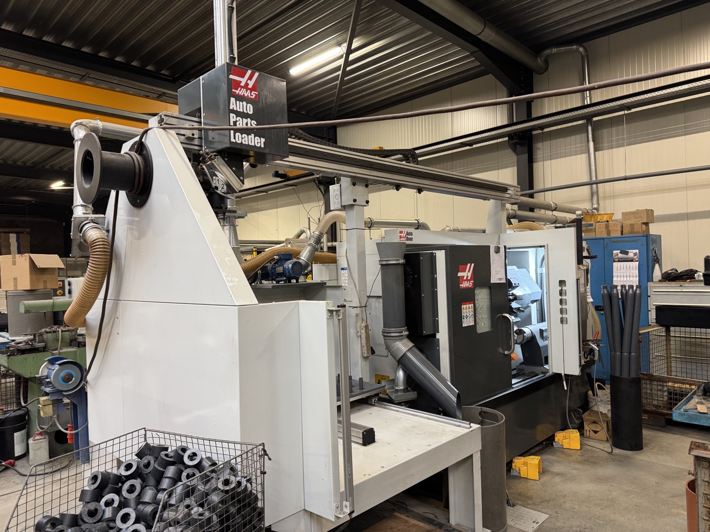 Tour CNC ST-20 avec chargeur automatique